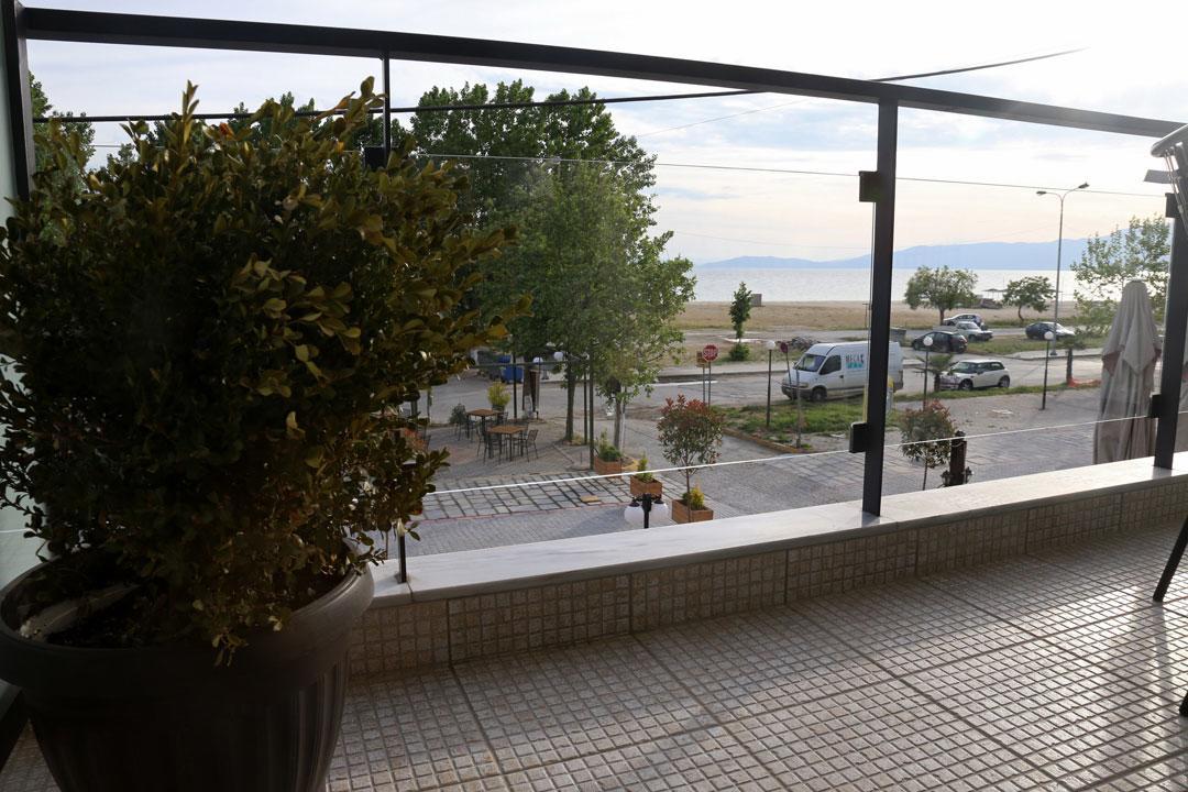 Kasta Beach Hotel Офриніо Екстер'єр фото