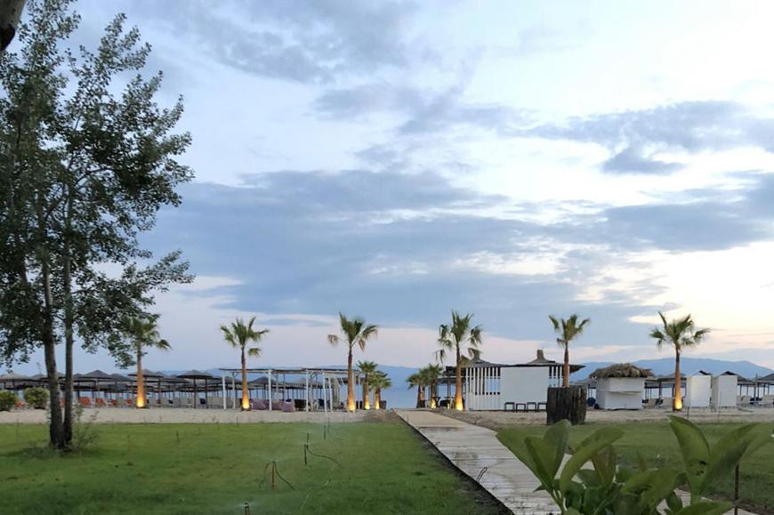 Kasta Beach Hotel Офриніо Екстер'єр фото
